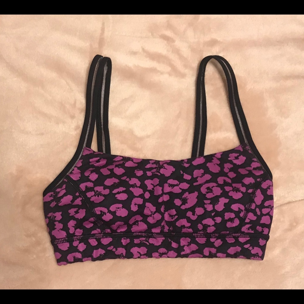Lululemon sz 2 leopard sports bra